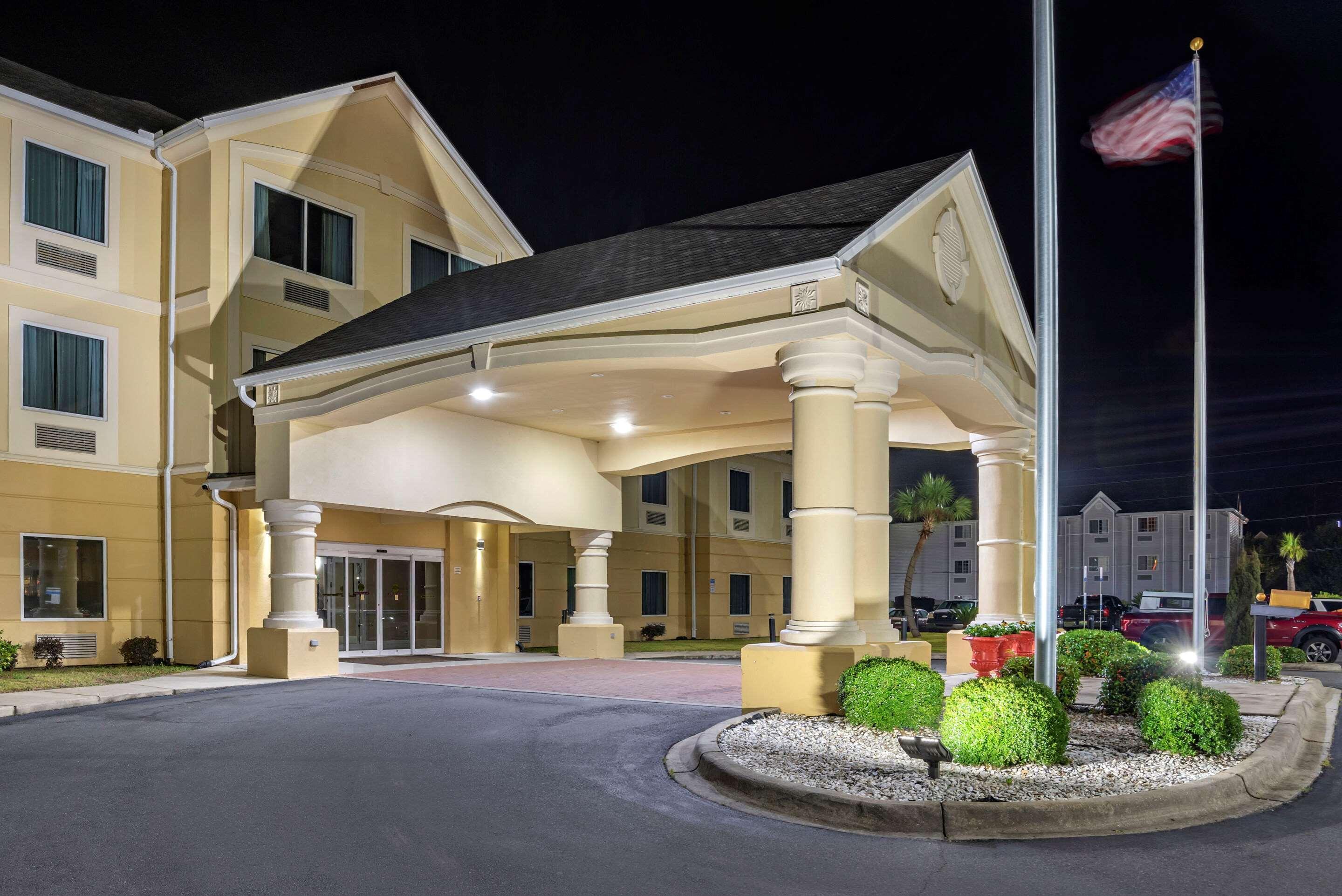 Comfort Inn & Suites Marianna I-10 Exteriér fotografie